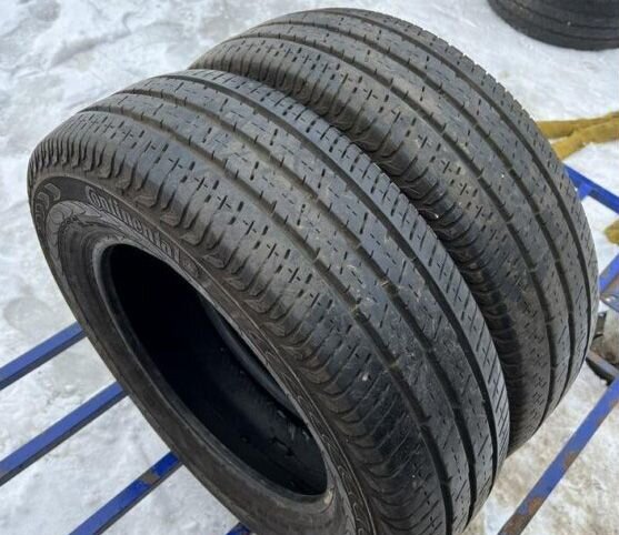 Continental Vanco 2 215/65 R15C