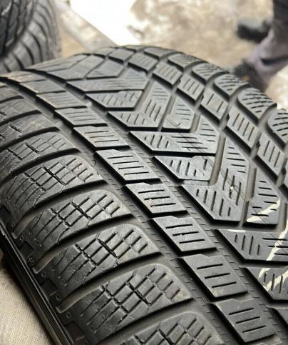 Pirelli Scorpion Winter 275/50 R20