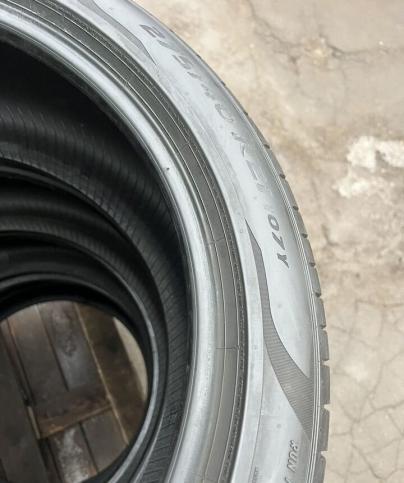 Pirelli P Zero PZ4 275/40 R21