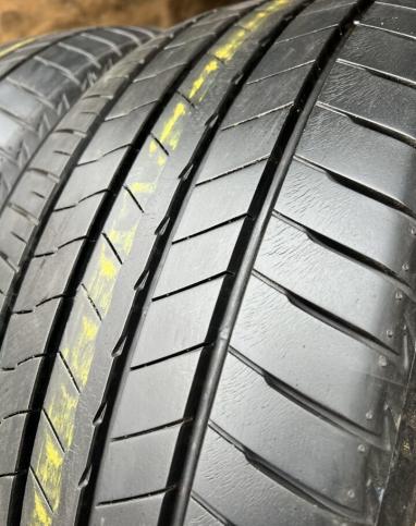 Bridgestone Turanza T005 245/45 R20