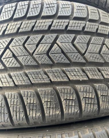 Pirelli Scorpion Winter 285/40 R21