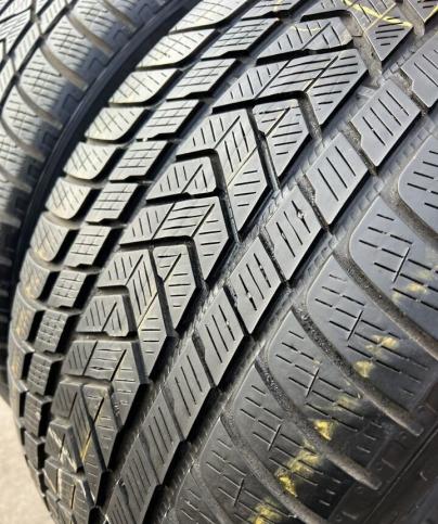 Pirelli Scorpion Winter 295/40 R21