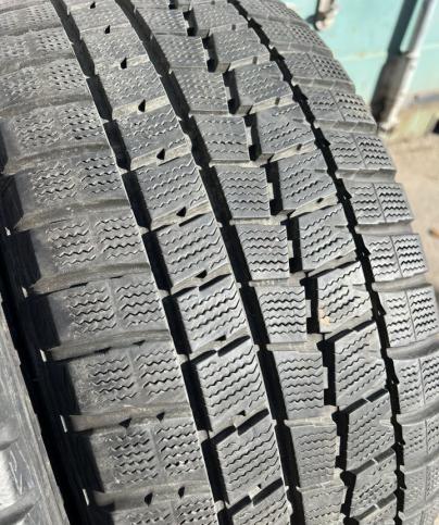 Dunlop Winter Maxx WM01 235/45 R17