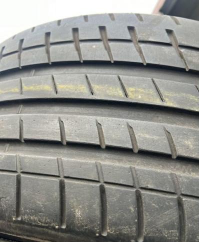 Bridgestone Potenza S007 255/40 R20