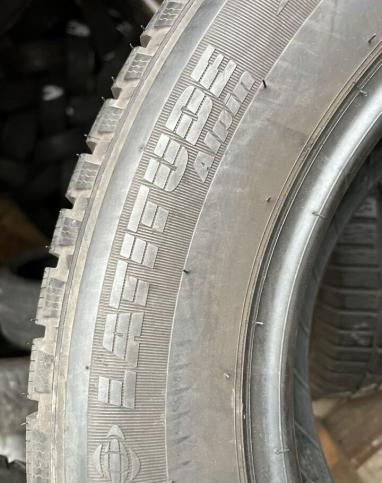 Michelin Latitude Alpin 235/60 R16