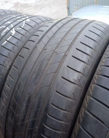 Bridgestone Turanza T005 225/55 R17