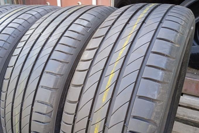 Michelin Primacy 4 215/60 R17