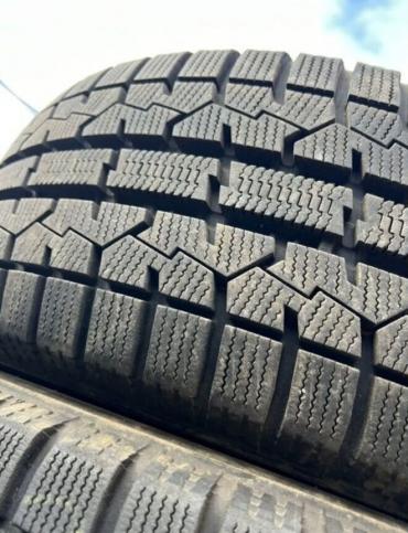 Toyo Observe Garit GIZ 205/55 R16