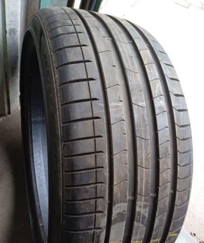 Pirelli P Zero PZ4 255/35 R20