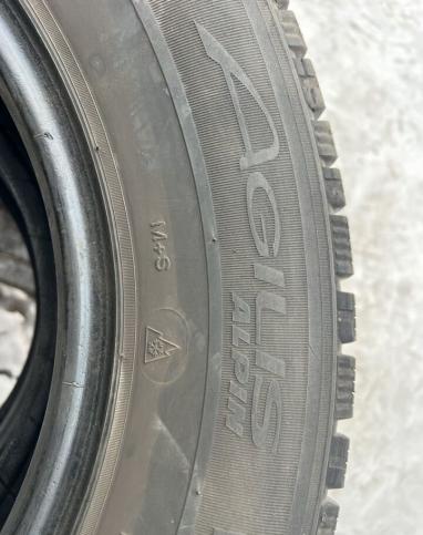 Michelin Agilis Alpin 235/65 R16C