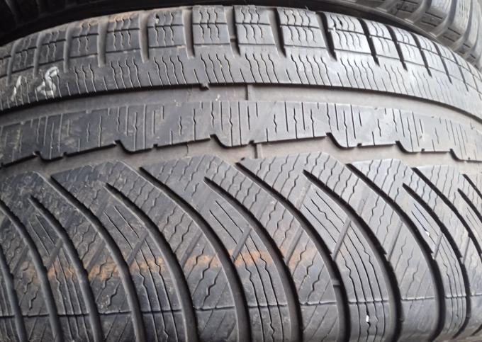 Michelin Pilot Alpin PA4 225/45 R18