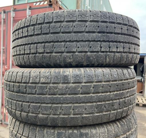 Toyo Garit G4 215/60 R16