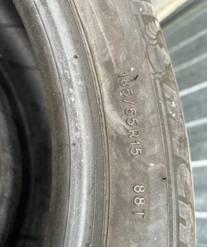 Michelin Alpin 4 185/65 R15