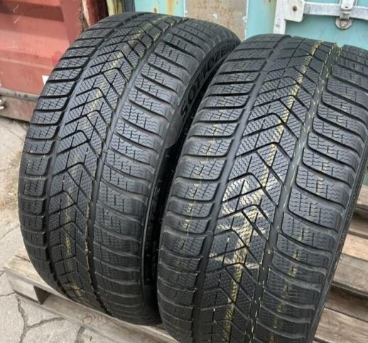 Pirelli Winter Sottozero 3 275/35 R19