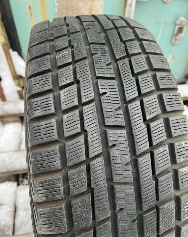 Yokohama Ice Guard IG30 205/55 R16