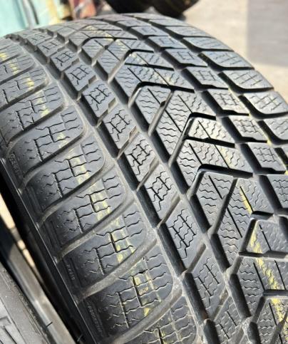 Pirelli Winter Sottozero 3 285/35 R20