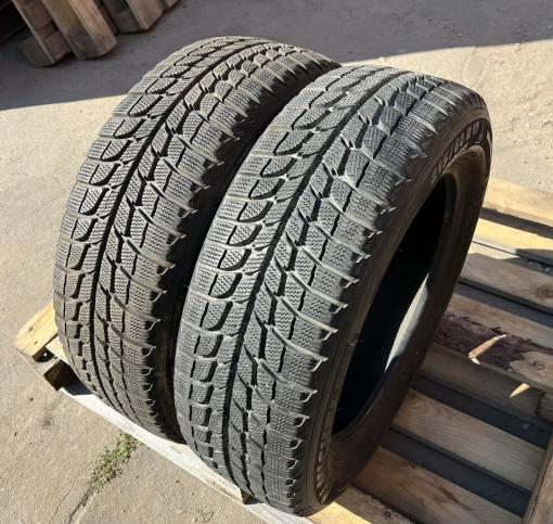 Michelin X-Ice 215/60 R17