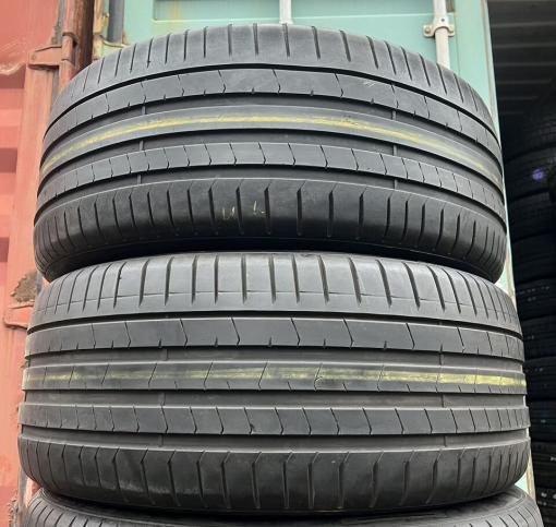 Pirelli P Zero PZ4 275/40 R21