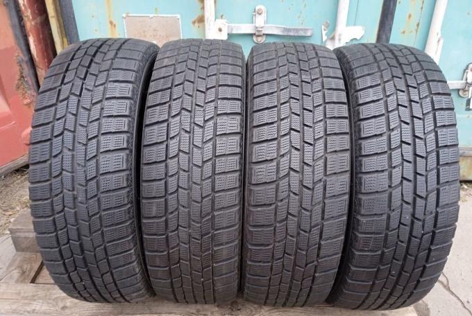 Goodyear Ice Navi 6 205/60 R16