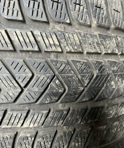 Pirelli Scorpion Winter 315/40 R21