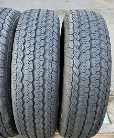 Continental Vanco Four Season 215/85 R16C