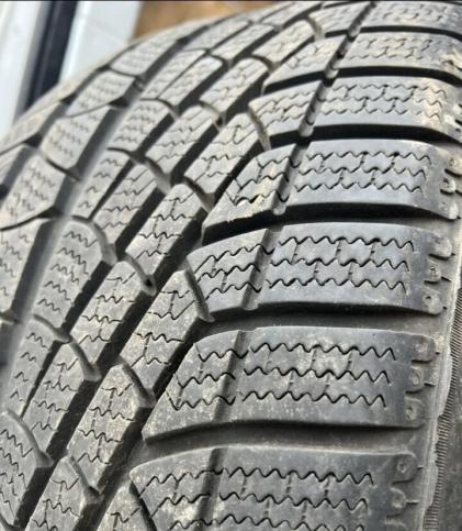 Pirelli Winter Sottozero 255/40 R19