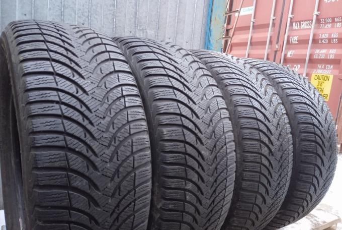 Michelin Alpin 4 215/55 R16