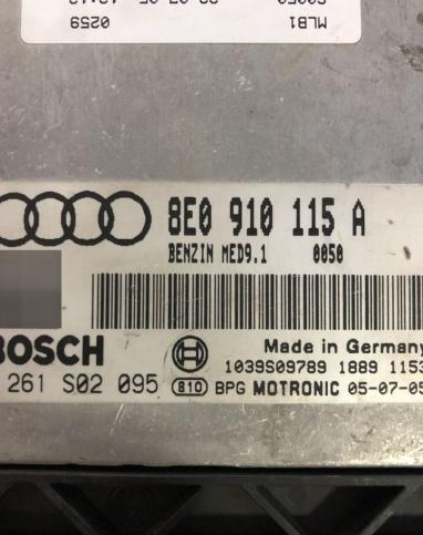 Audi A4 B7 блок управления Двс 2.0Tfsi 200л.с 8E0910115A
