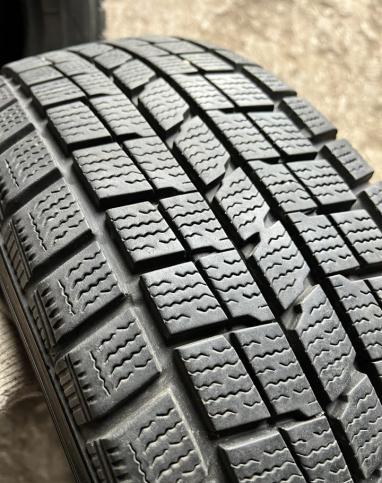 Dunlop DSX 215/60 R16