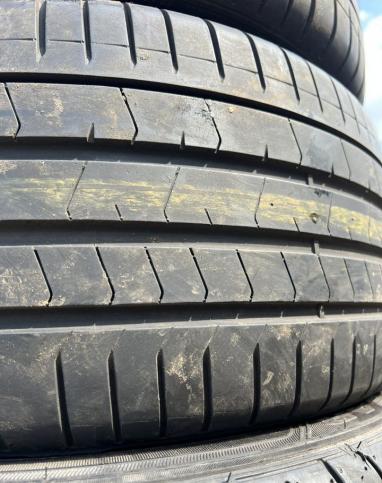 Pirelli P Zero PZ4 255/35 R19