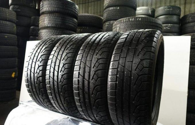 Pirelli Winter Sottozero 210 195/60 R16