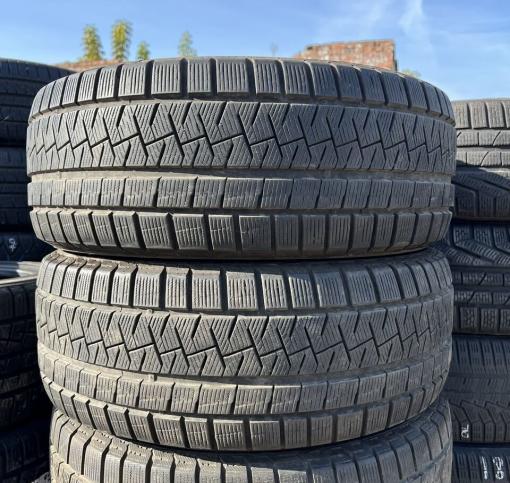 Pirelli Ice Asimmetrico 215/60 R16