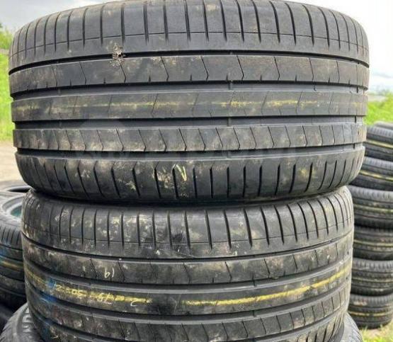 Pirelli P Zero PZ4 275/30 R21