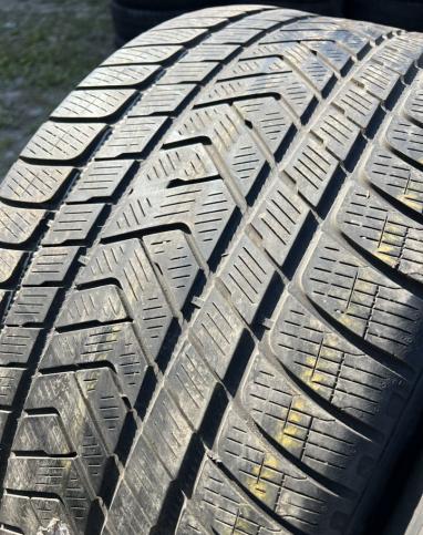 Pirelli Scorpion Winter 325/35 R22