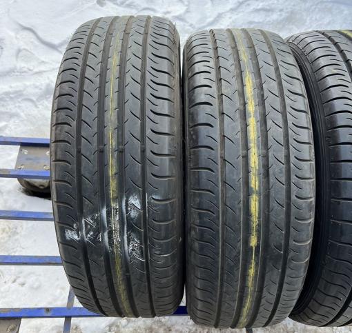 Dunlop SP Sport Maxx 050 225/60 R18