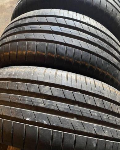 Goodyear EfficientGrip Performance 215/60 R17