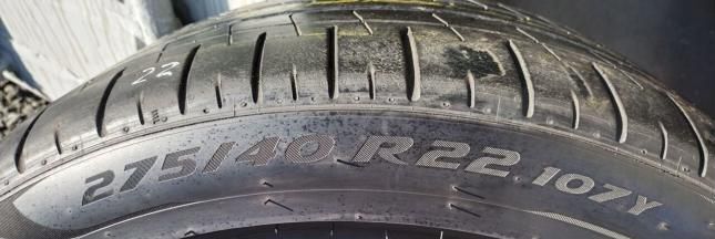 Pirelli P Zero PZ4 275/40 R22