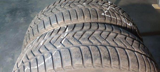 Pirelli Winter Sottozero 3 255/45 R19