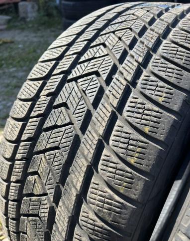 Pirelli Scorpion Winter 285/40 R22