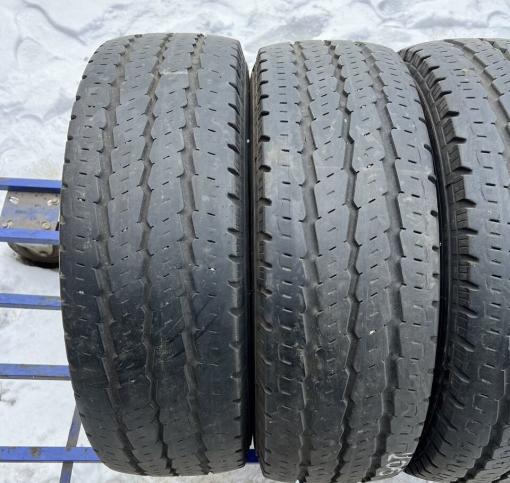 Continental Vanco 8 205/65 R16C