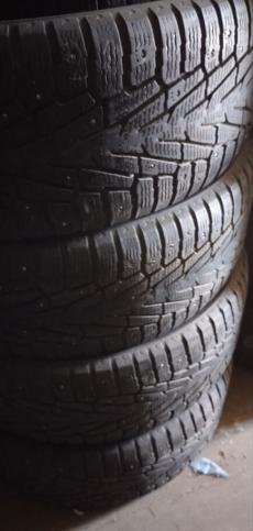 Nokian Tyres Hakkapeliitta 7 285/60 R18 H