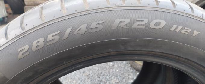 Pirelli P Zero PZ4 285/45 R20 Y