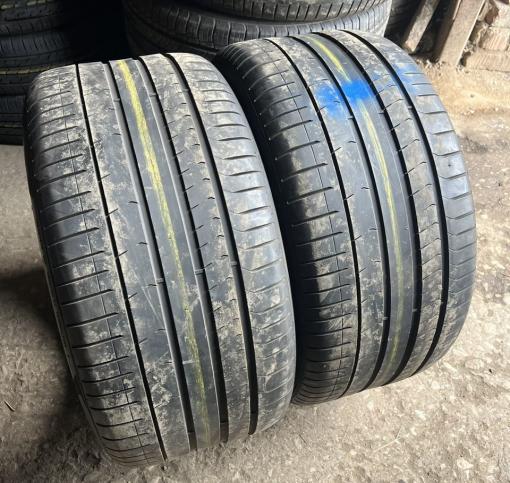 Pirelli P Zero PZ4 315/35 R20