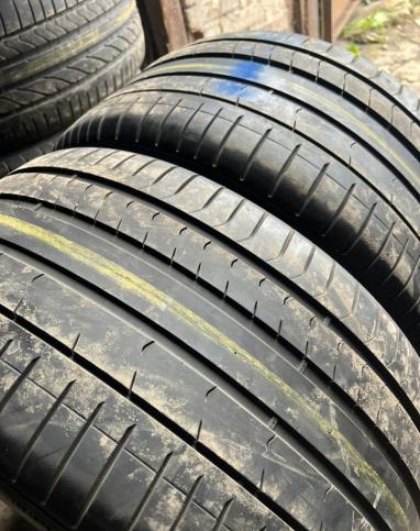 Pirelli P Zero PZ4 315/35 R20