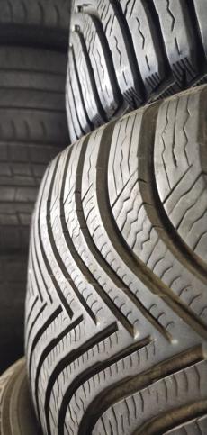 Michelin Alpin 5 225/45 R17