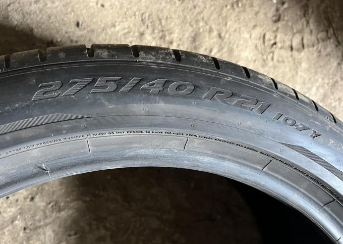 Pirelli P Zero PZ4 275/40 R21 и 315/35 R21