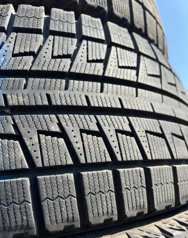 Bridgestone Blizzak Revo2 225/55 R17