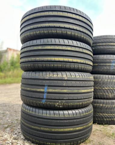 Goodyear Eagle F1 Asymmetric 3 245/45 R19 и 275/40 R19