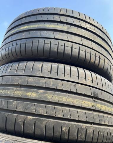 Pirelli P Zero PZ4 255/35 R19