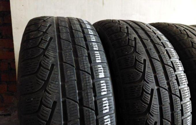 Pirelli Winter Sottozero II 225/45 R18